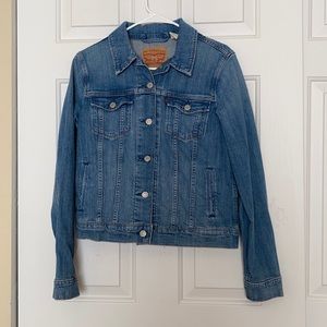 Levi’s denim jacket